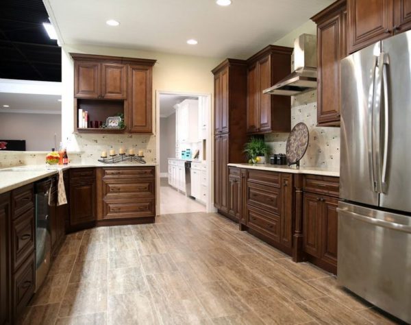 Charleston Saddle Kitchen